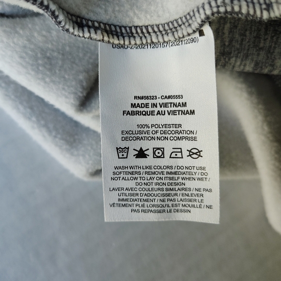 Nike Therma-Fit Hoodie Gray Youth Size XL Sweatshirt Thumb Holes Stain Repel - Picture 2 of 16